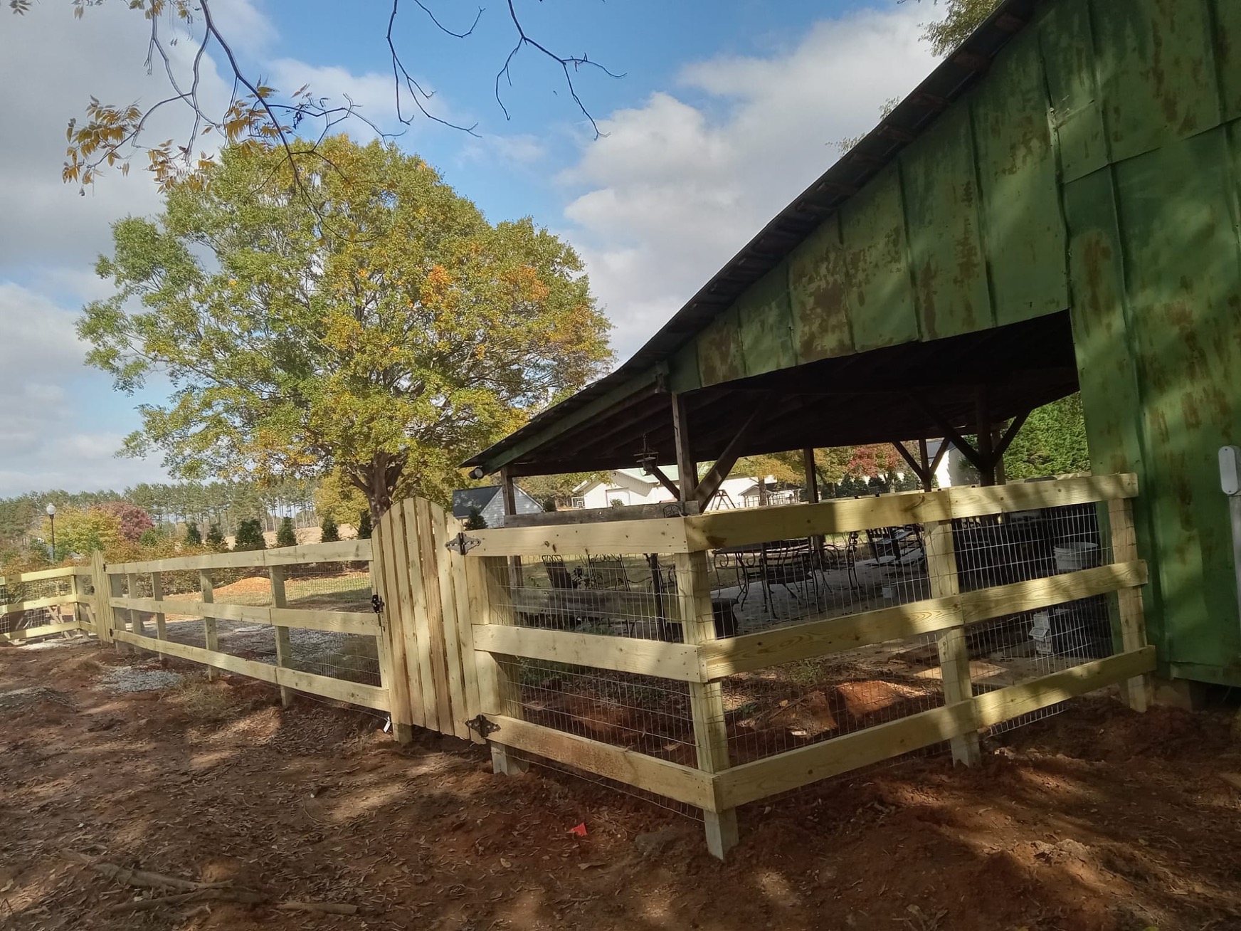 Farm Fence Atlanta: What Type of Fence Is Best for a Farm?